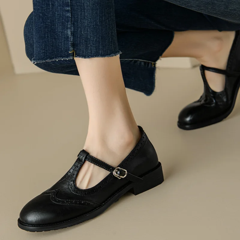 Mcnealy Fashion NY | Sleek Polished T-Strap Mary Jane Shoes