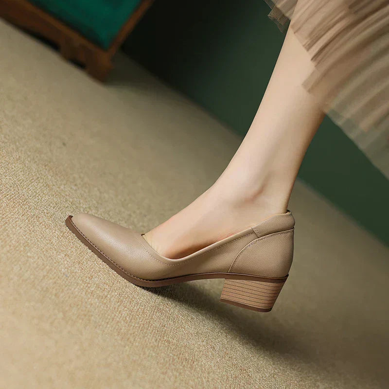 Betty | Elegant Mid-Heel Footwear