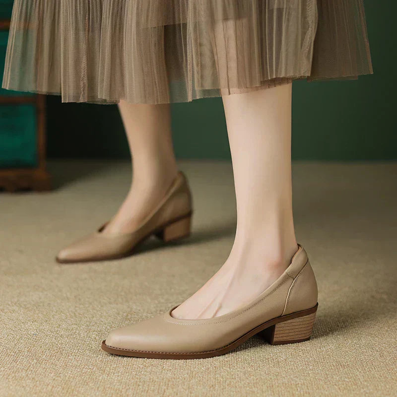 Betty | Elegant Mid-Heel Footwear