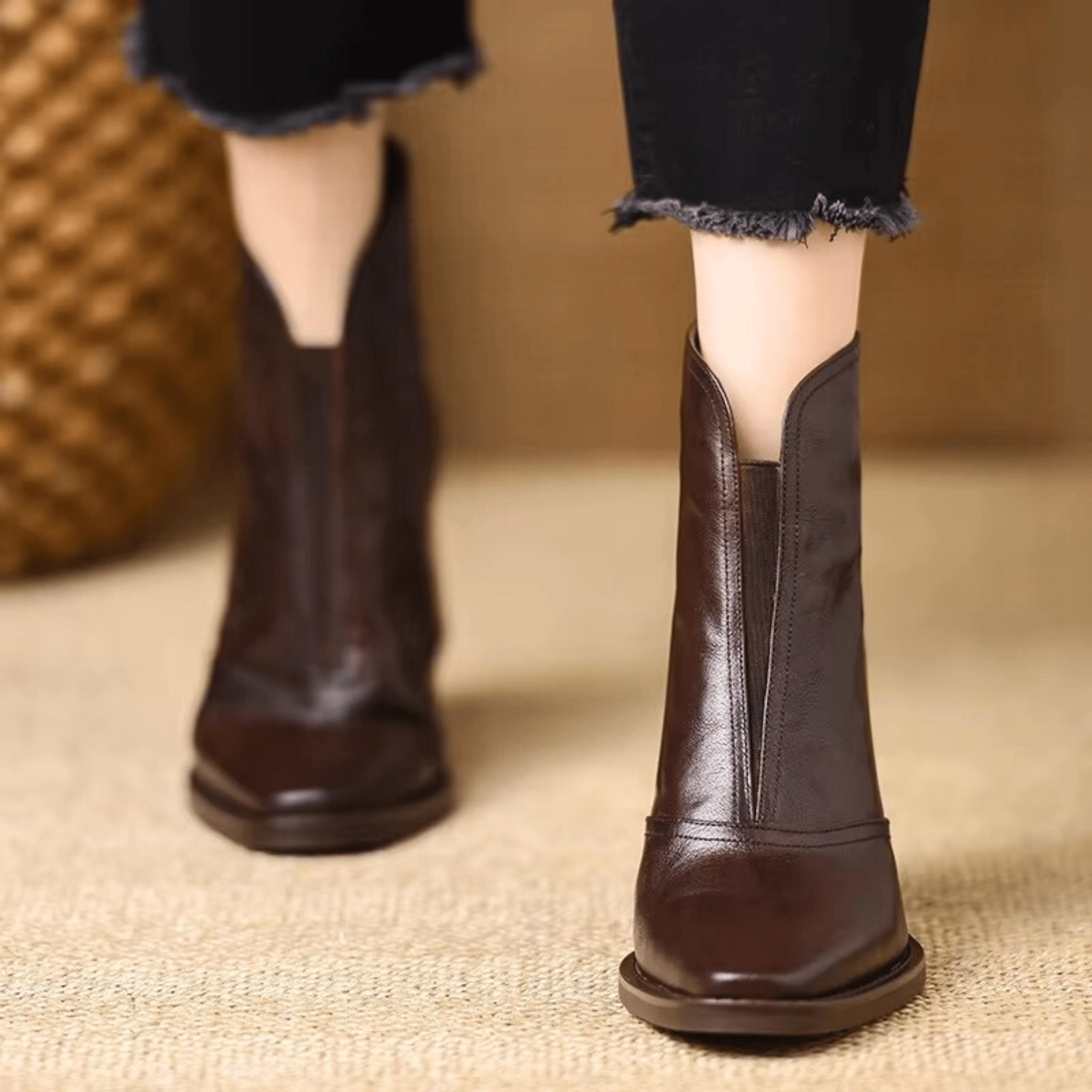 Elizabeth | Timeless Classic Heel Boot